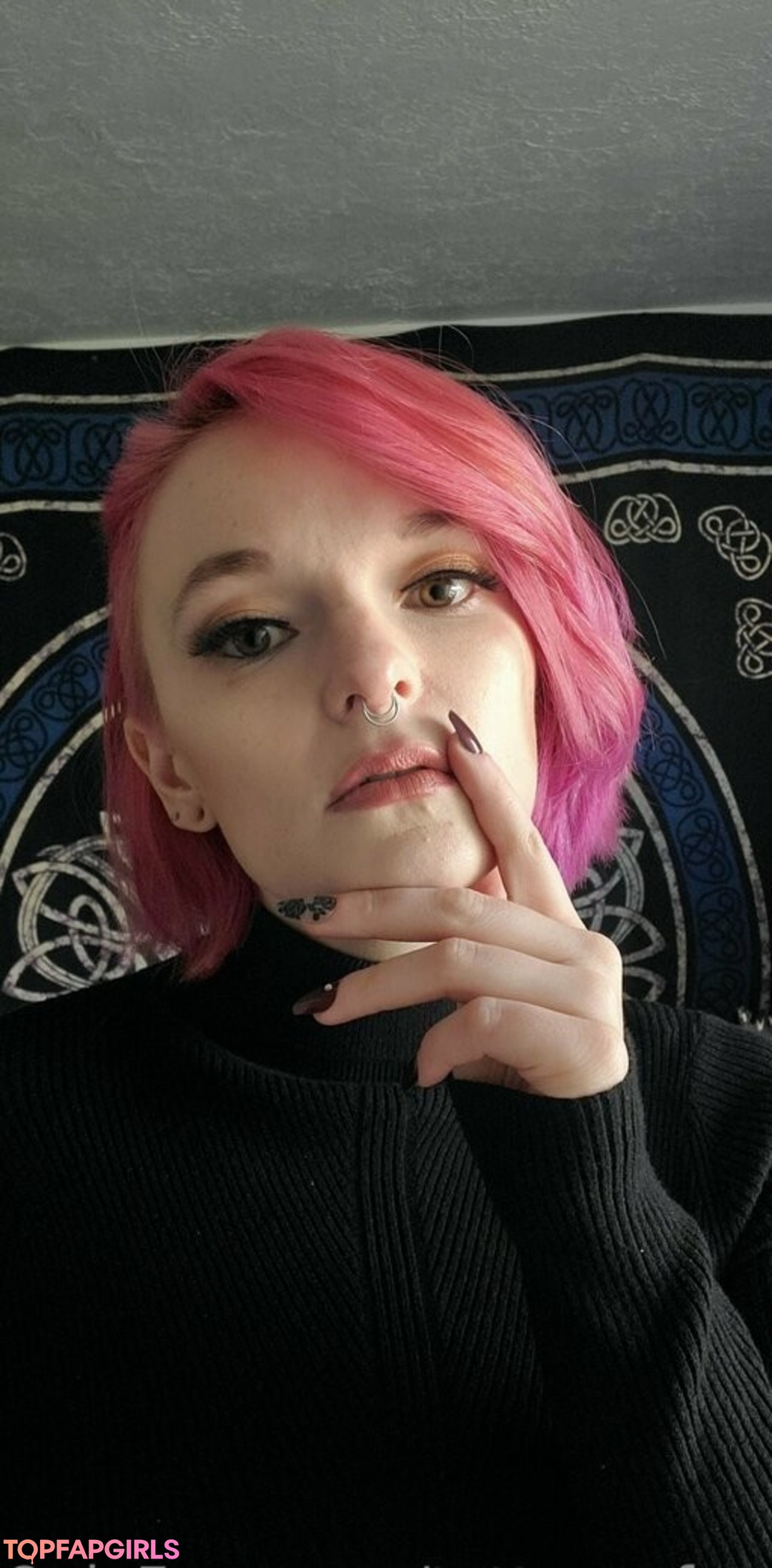 Foto desnuda filtrada de OnlyFans de Tatteasefree #48 Foto desnuda filtrada de OnlyFans de Tatteasefree #48