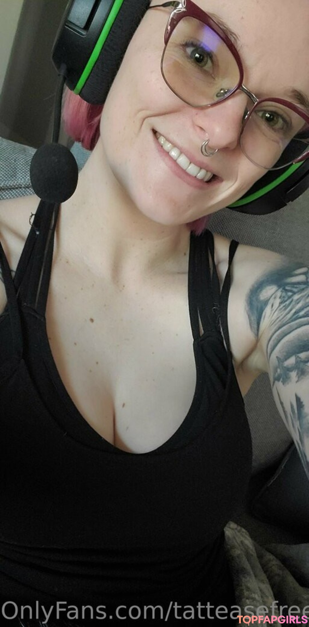 Foto desnuda filtrada de OnlyFans de Tatteasefree #55 Foto desnuda filtrada de OnlyFans de Tatteasefree #55