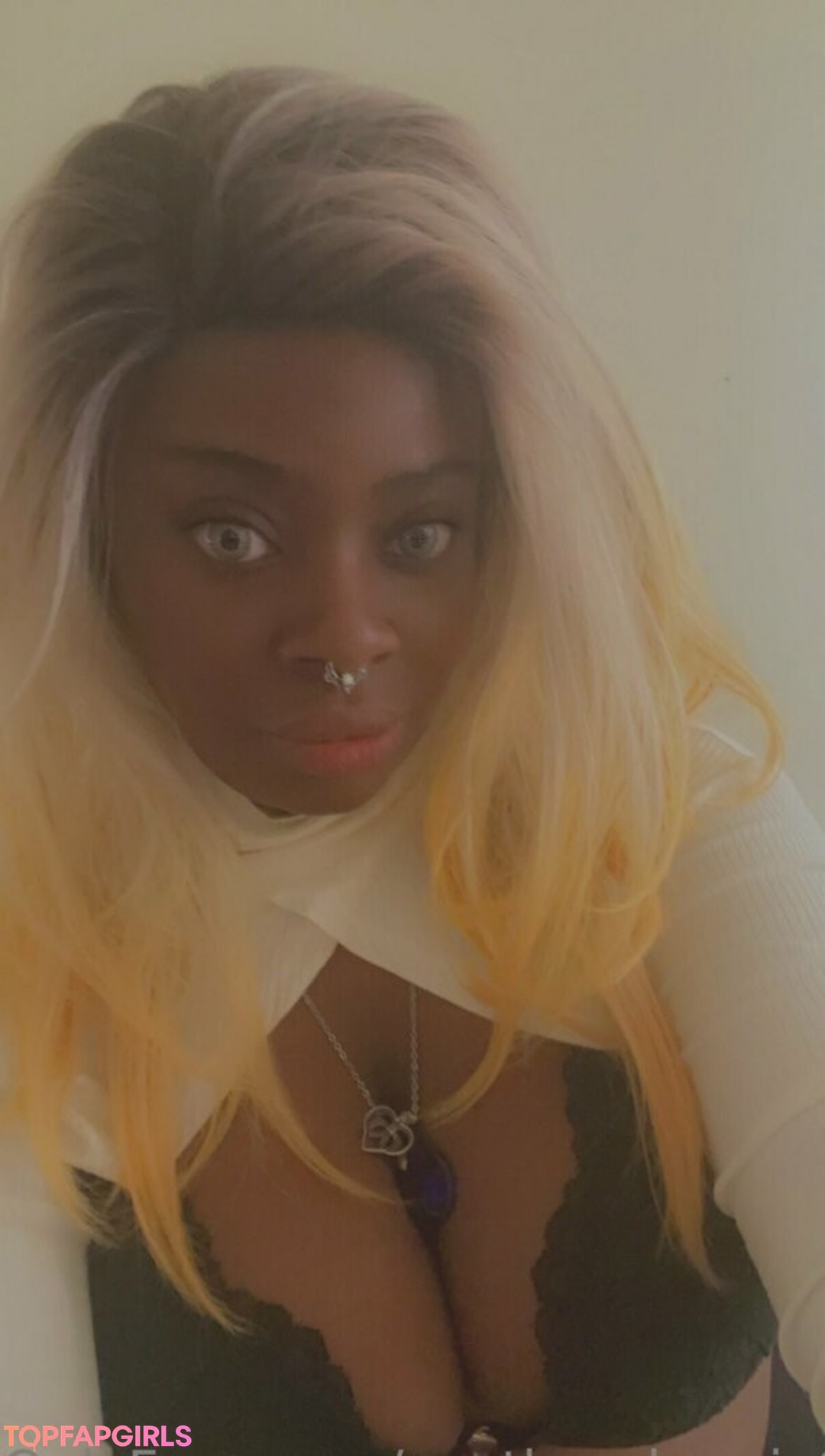 Foto desnuda filtrada de OnlyFans de Southernhomiefree #52 Foto desnuda filtrada de OnlyFans de Southernhomiefree #52