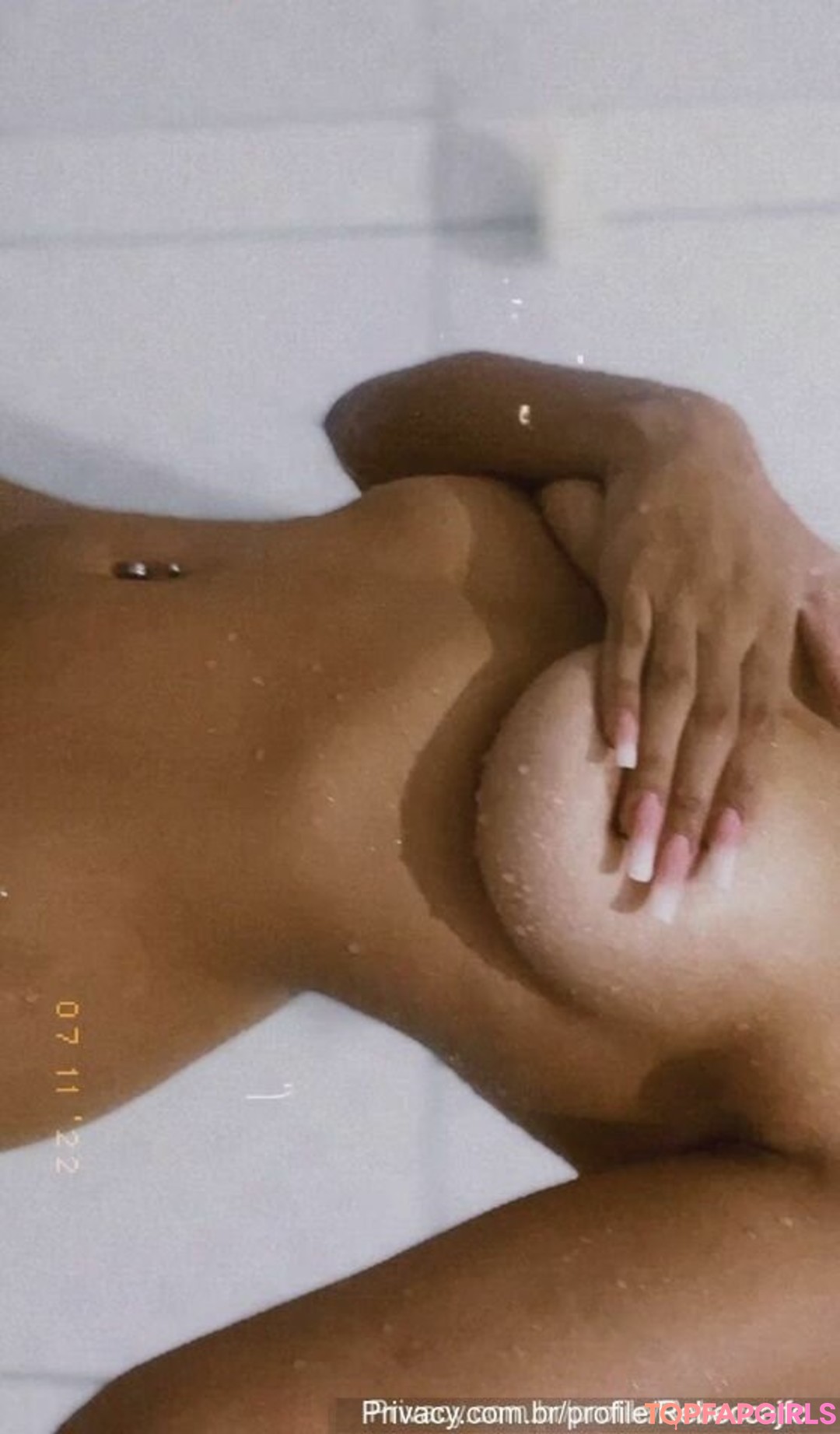 Foto desnuda filtrada de OnlyFans de Rebeccajfc #80 Foto desnuda filtrada de OnlyFans de Rebeccajfc #80