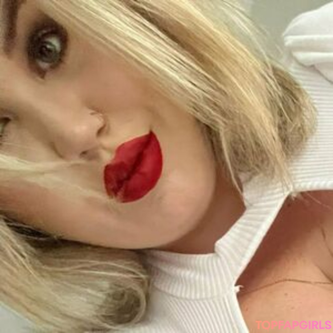Foto desnuda filtrada de OnlyFans de Abbycannonsfree #48 Foto desnuda filtrada de OnlyFans de Abbycannonsfree #48