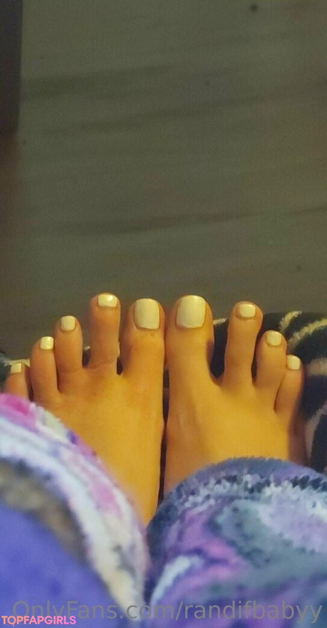 Foto desnuda filtrada de OnlyFans de Randifbabyy #23 Foto desnuda filtrada de OnlyFans de Randifbabyy #23