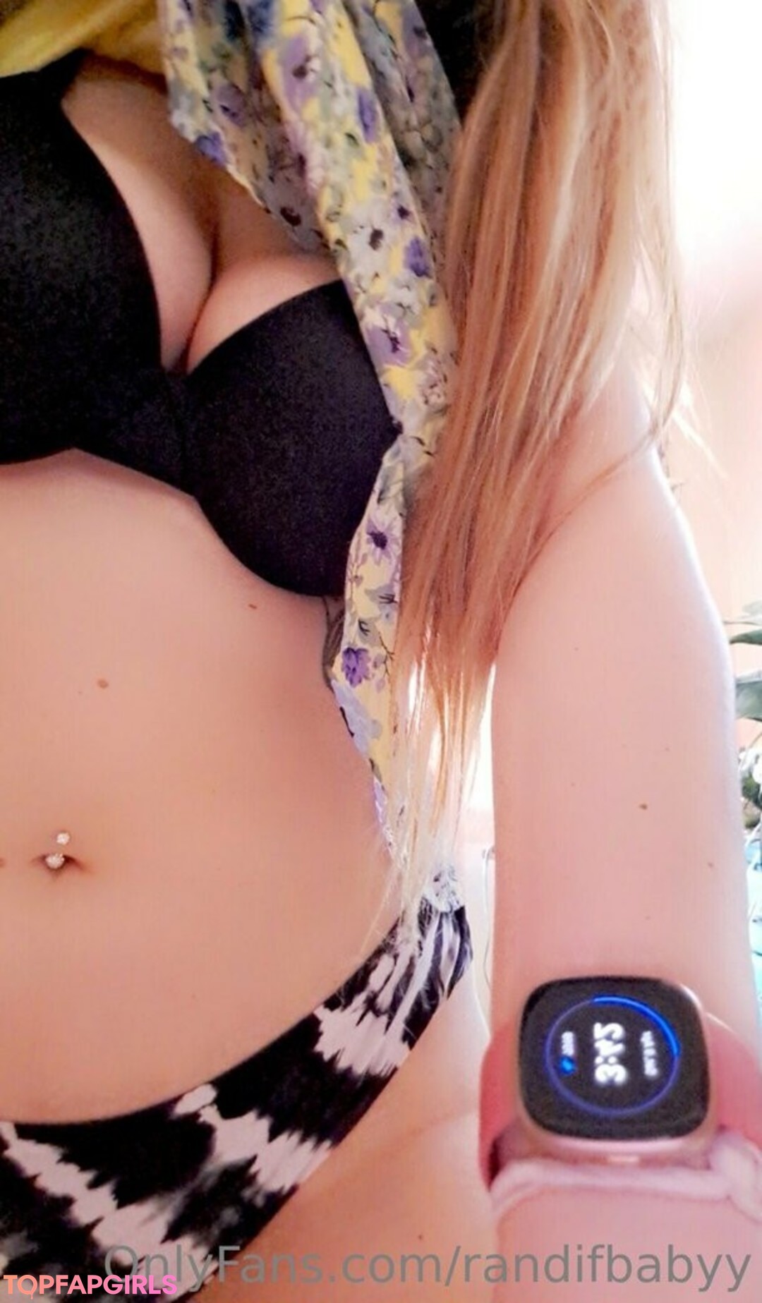 Foto desnuda filtrada de OnlyFans de Randifbabyy #70 Foto desnuda filtrada de OnlyFans de Randifbabyy #70