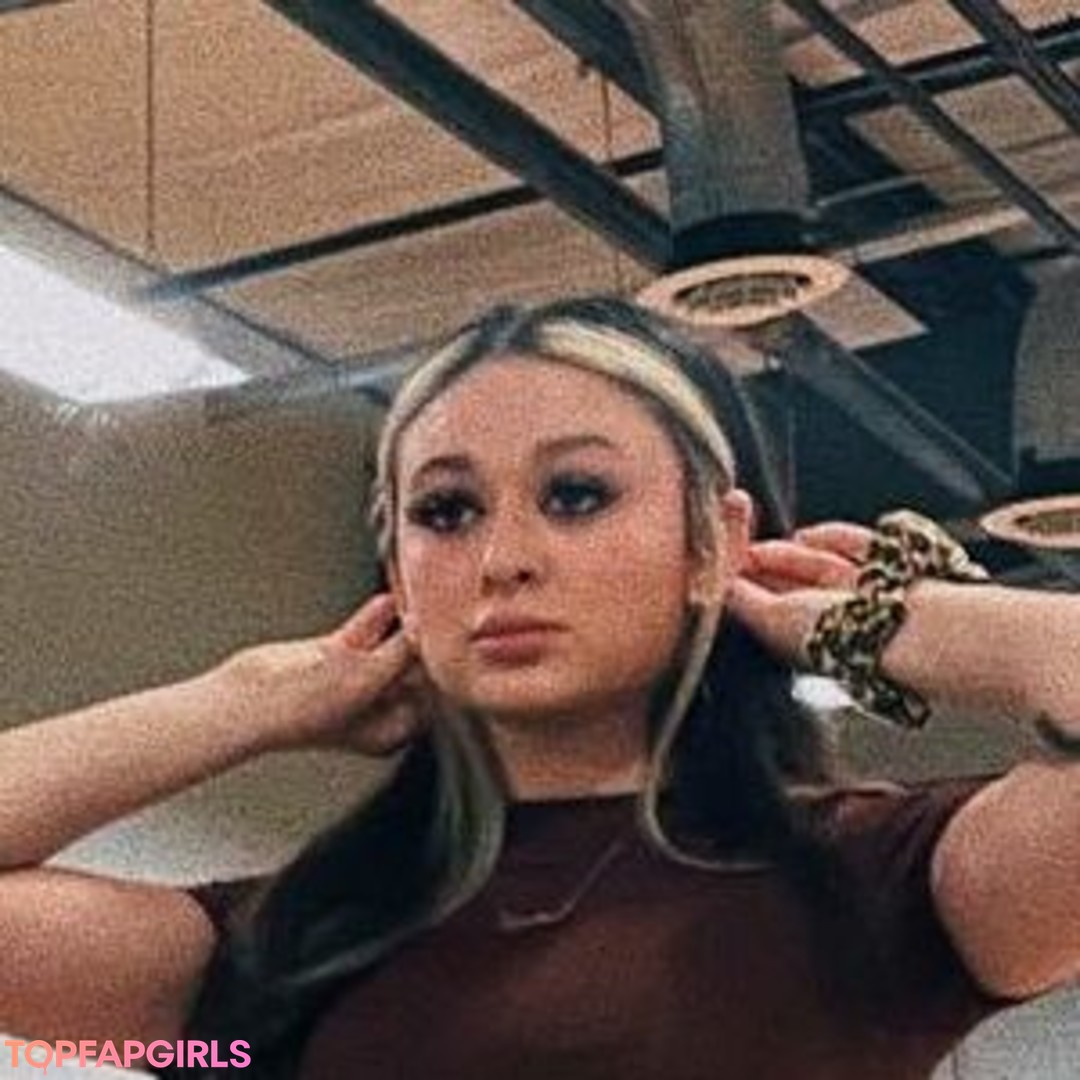 Foto desnuda filtrada de OnlyFans de Elizabeth Grace #26 Foto desnuda filtrada de OnlyFans de Elizabeth Grace #26