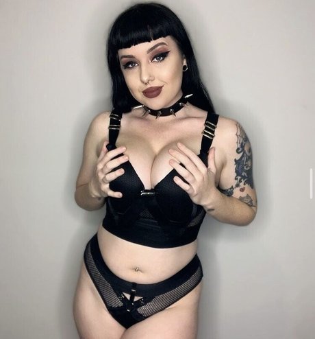 Foto desnuda filtrada de OnlyFans de Blossyblue