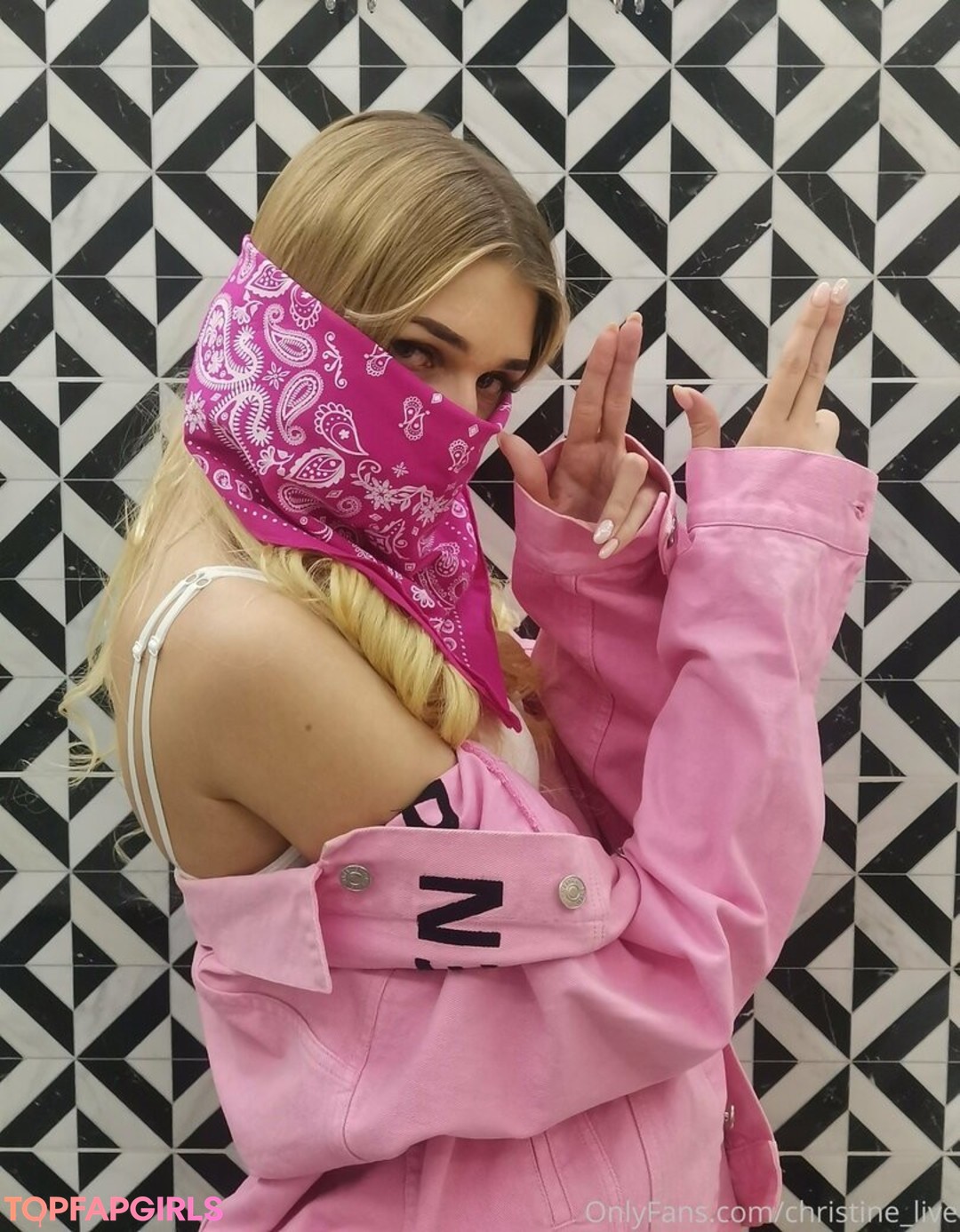 Foto desnuda filtrada de OnlyFans de Christinelive #86 Foto desnuda filtrada de OnlyFans de Christinelive #86