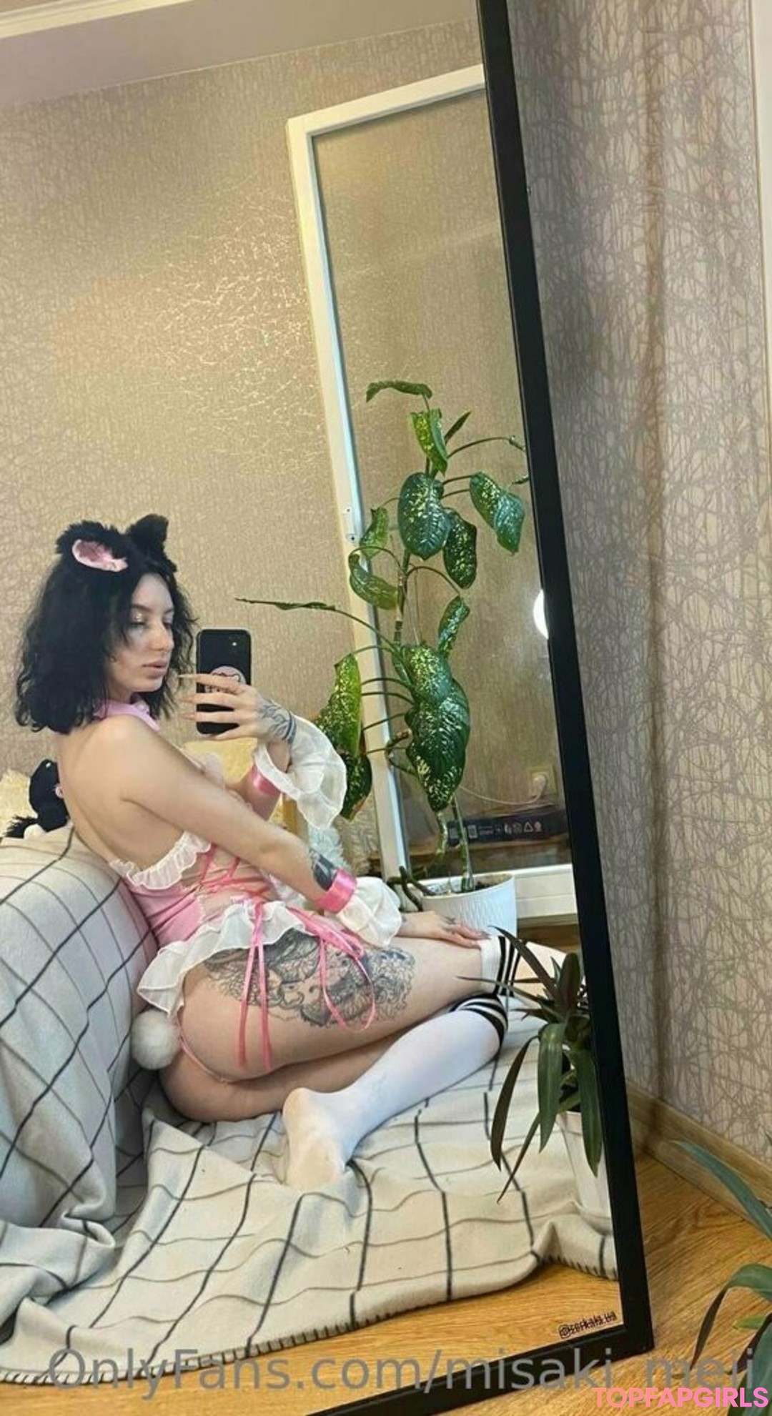 Foto desnuda filtrada de OnlyFans de Misakimeii #92 Foto desnuda filtrada de OnlyFans de Misakimeii #92