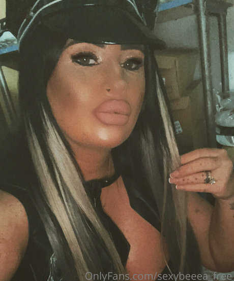 Sexybeeeafree