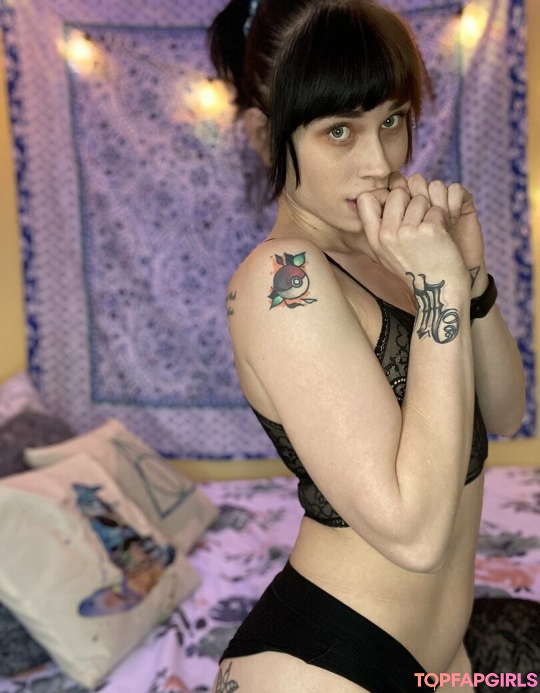 Foto desnuda filtrada de OnlyFans de Babybaphomet92 #17 Foto desnuda filtrada de OnlyFans de Babybaphomet92 #17