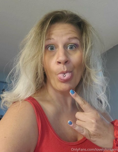Lovelyloreann