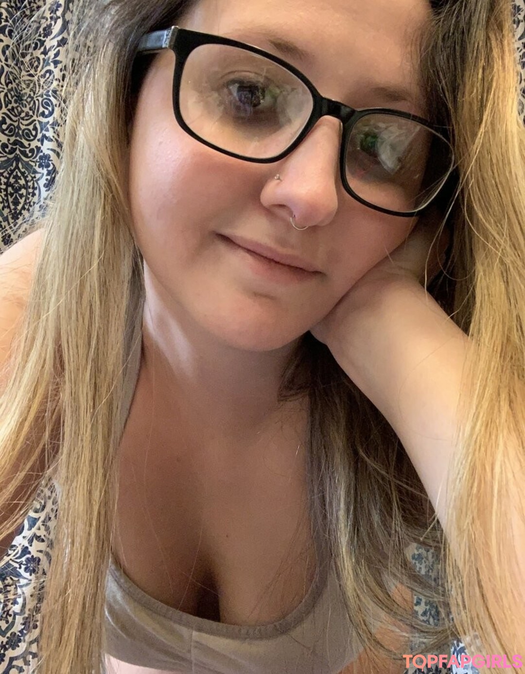 Foto desnuda filtrada de OnlyFans de Tiffanirose #46 Foto desnuda filtrada de OnlyFans de Tiffanirose #46