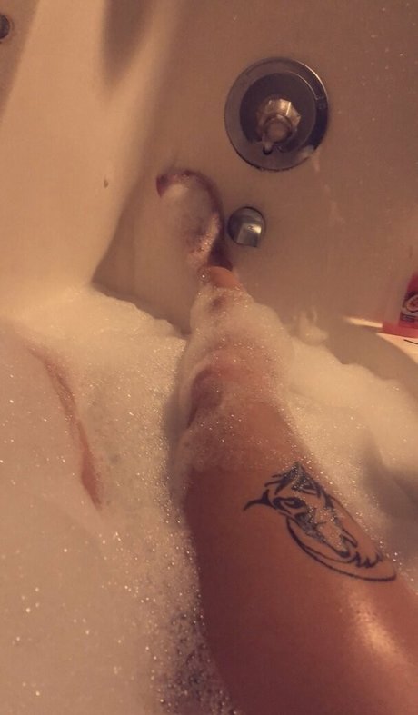 Ladyjayyy23