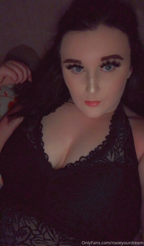 Foto desnuda filtrada de OnlyFans de Roxieyourdream