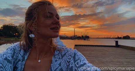 Foto desnuda filtrada de OnlyFans de Spicymariapie