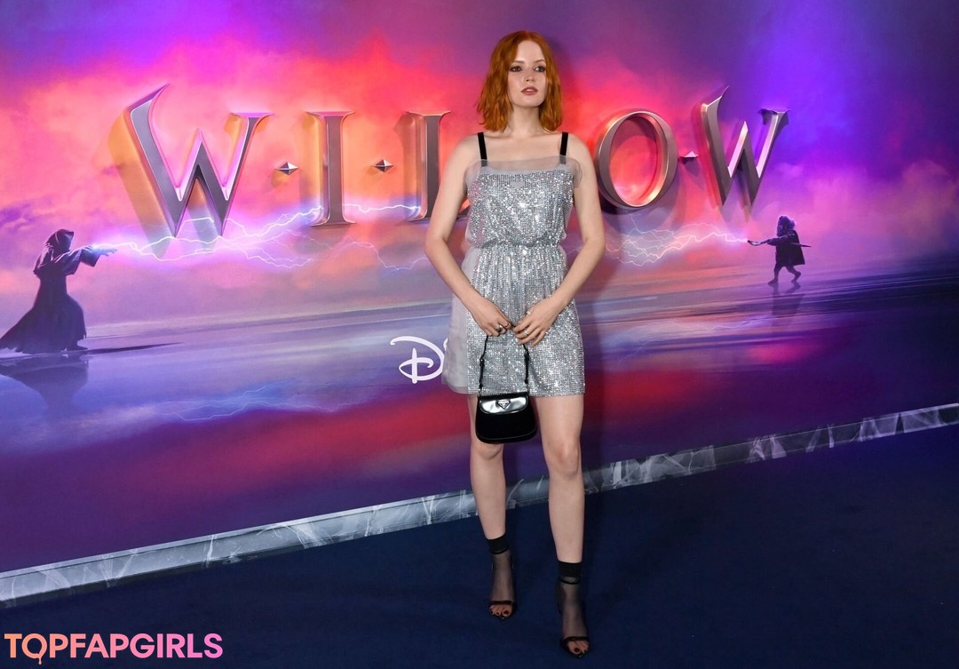 Foto desnuda filtrada de OnlyFans de Ellie Bamber #100 Foto desnuda filtrada de OnlyFans de Ellie Bamber #100