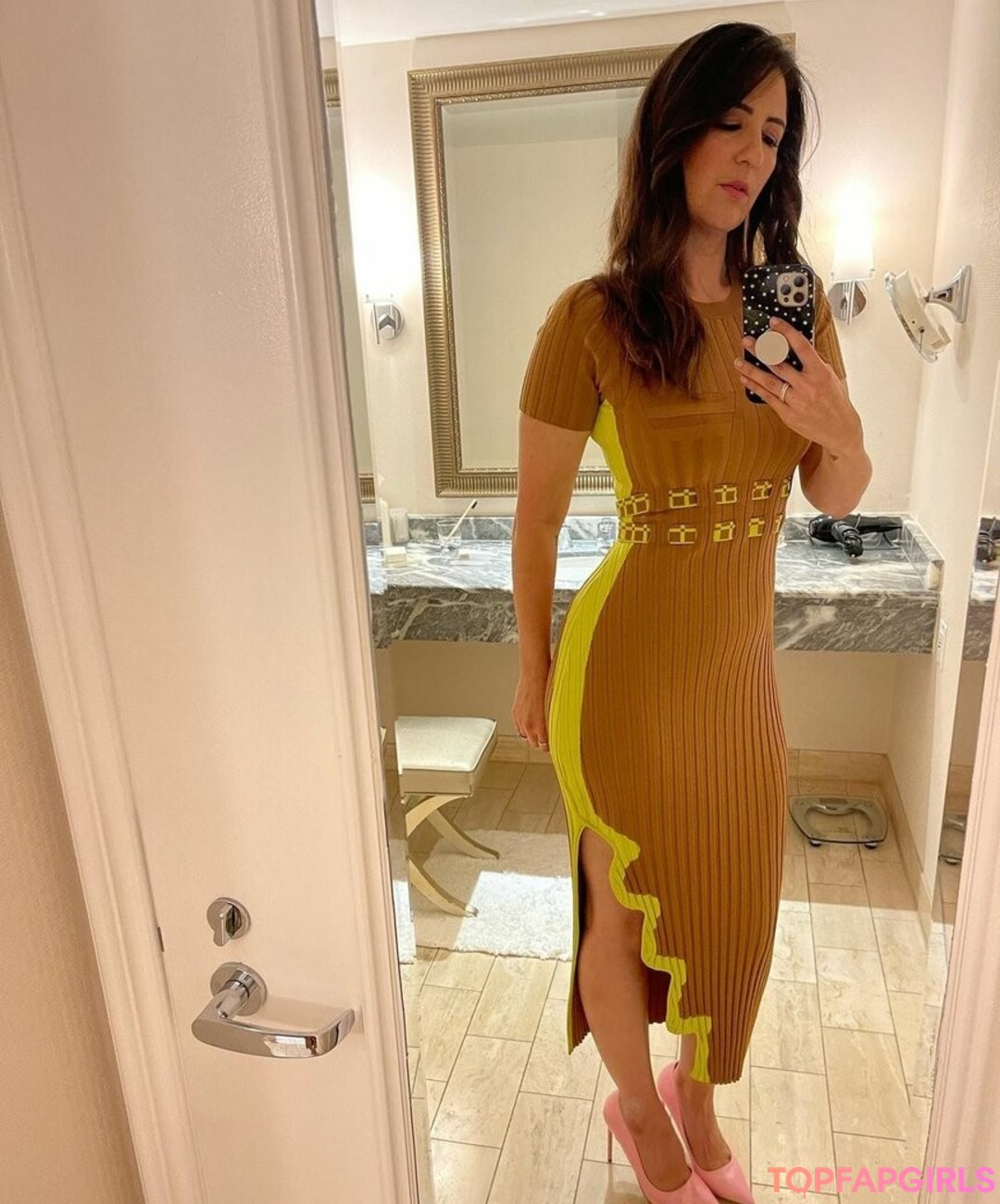 Foto desnuda filtrada de OnlyFans de Darcy Carden #1 Foto desnuda filtrada de OnlyFans de Darcy Carden #1