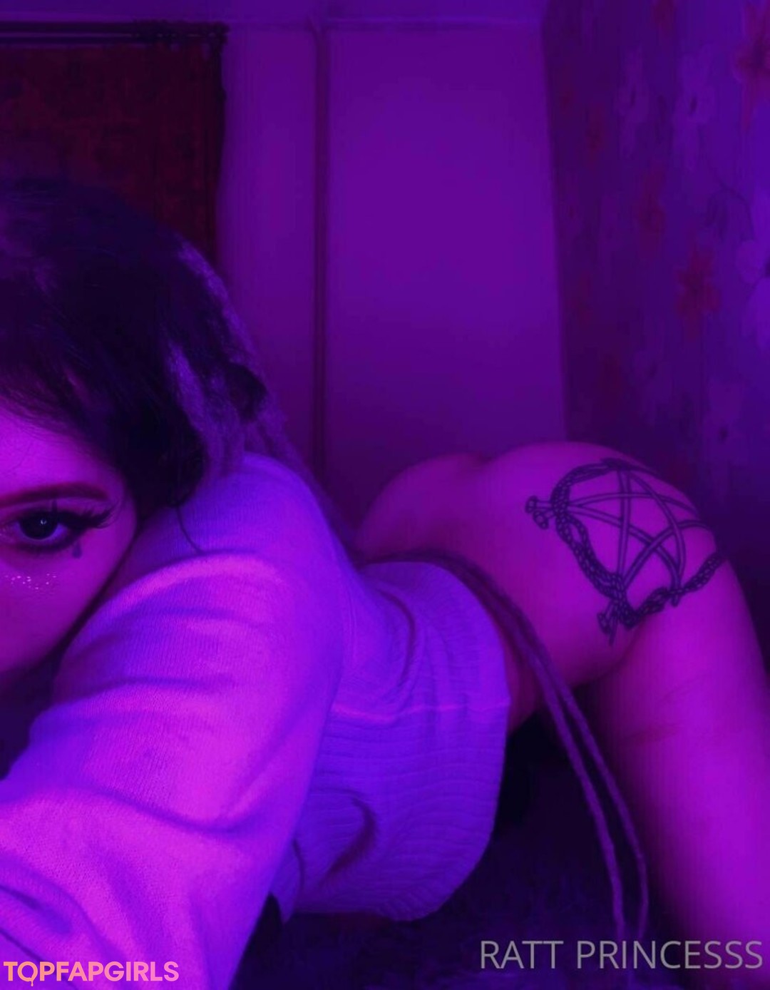 Foto desnuda filtrada de OnlyFans de Ratt Princesss #54 Foto desnuda filtrada de OnlyFans de Ratt Princesss #54