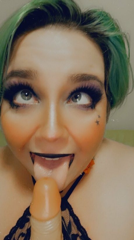 Unsupervised_housewife