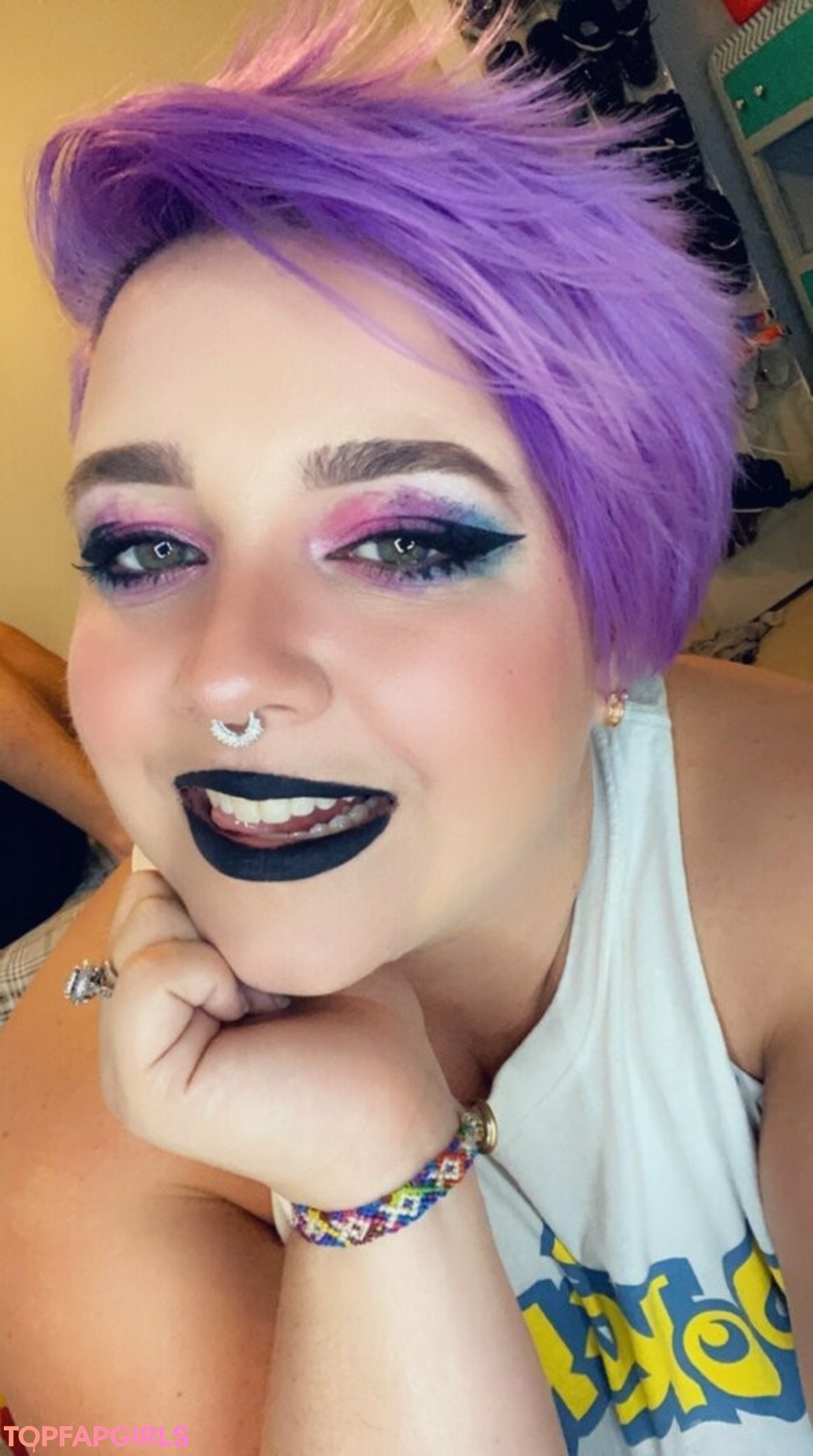 Foto desnuda filtrada de OnlyFans de Unsupervisedhousewife #40 Foto desnuda filtrada de OnlyFans de Unsupervisedhousewife #40