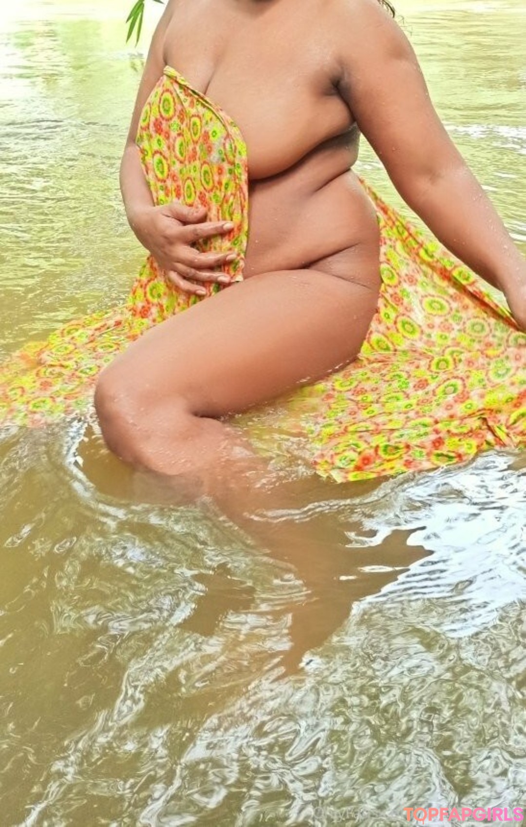 Foto desnuda filtrada de OnlyFans de Naughtyaunty #81 Foto desnuda filtrada de OnlyFans de Naughtyaunty #81