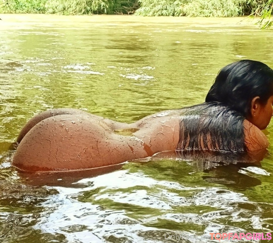 Foto desnuda filtrada de OnlyFans de Naughtyaunty #83 Foto desnuda filtrada de OnlyFans de Naughtyaunty #83