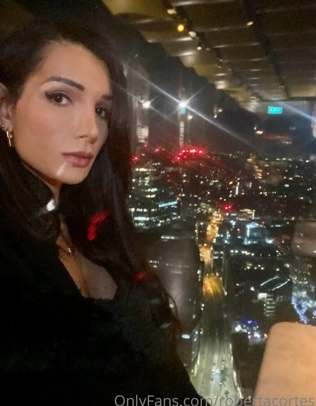 Foto desnuda filtrada de OnlyFans de Robertacortes