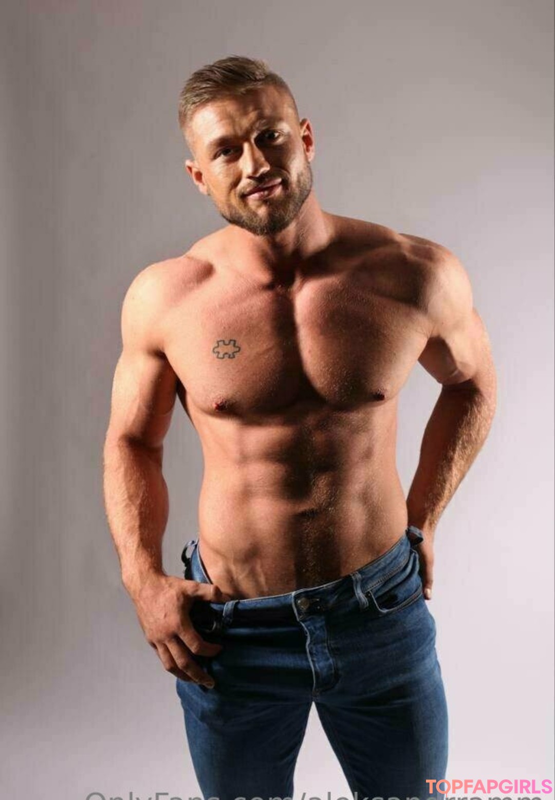 Foto desnuda filtrada de OnlyFans de Aleksandrramm #130 Foto desnuda filtrada de OnlyFans de Aleksandrramm #130