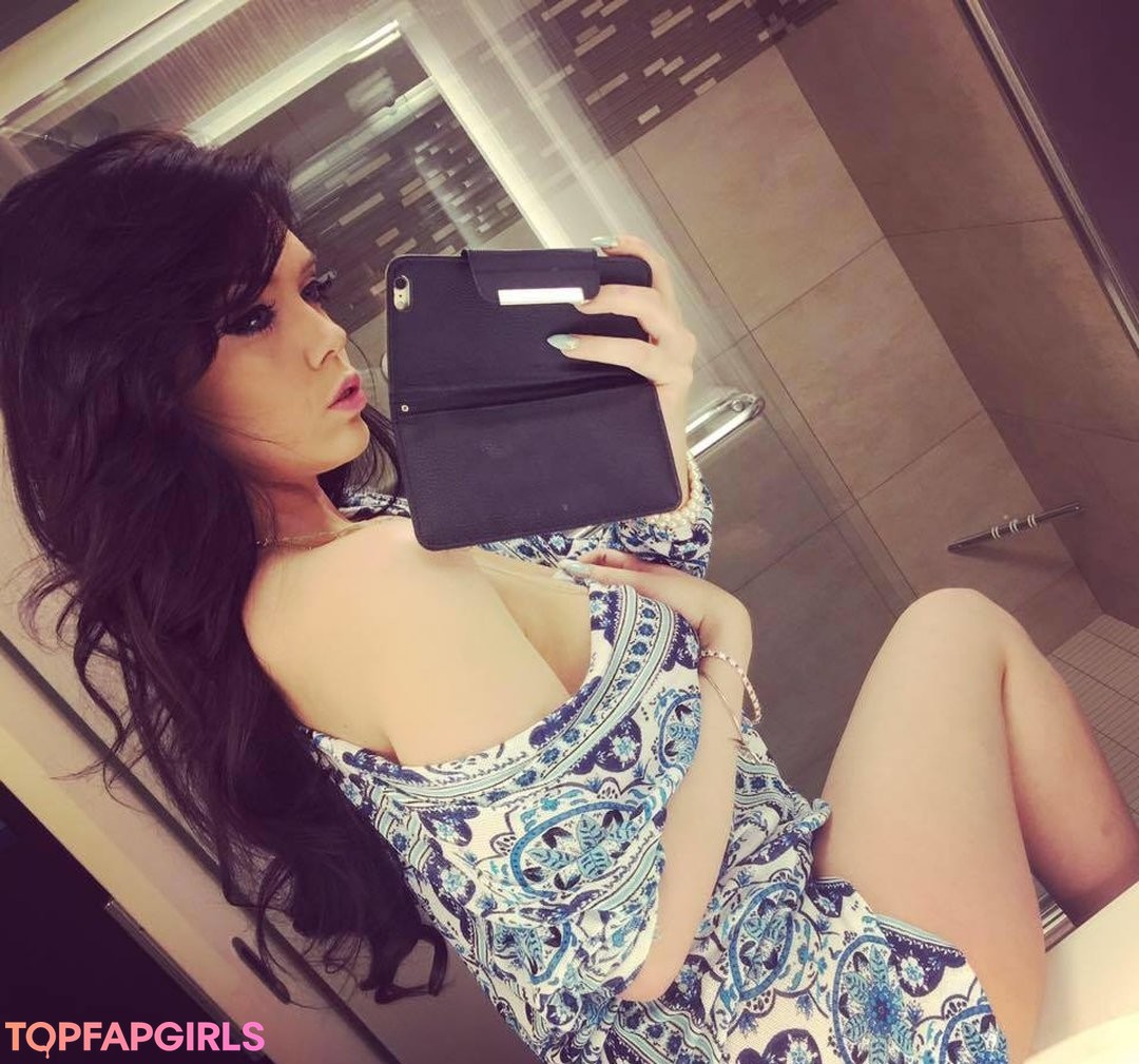 Foto desnuda filtrada de OnlyFans de Ryan Smiles #125 Foto desnuda filtrada de OnlyFans de Ryan Smiles #125