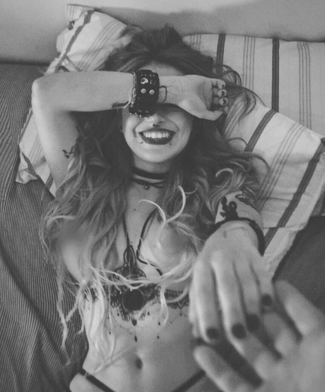 Foto desnuda filtrada de OnlyFans de Adriana Rodrigues