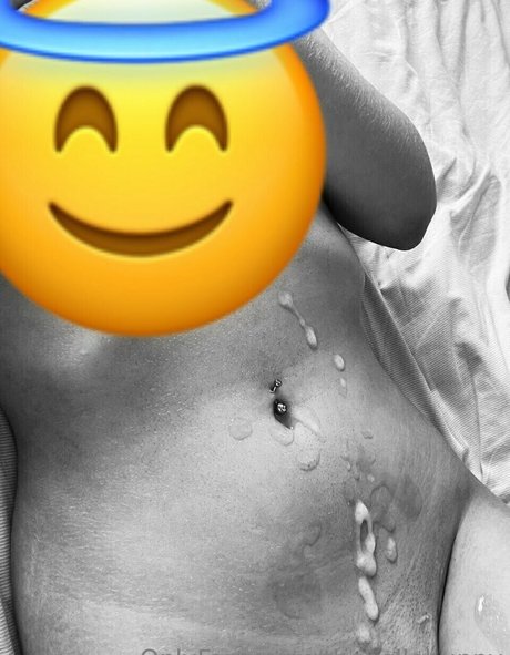 Foto desnuda filtrada de OnlyFans de Bellabluebunny
