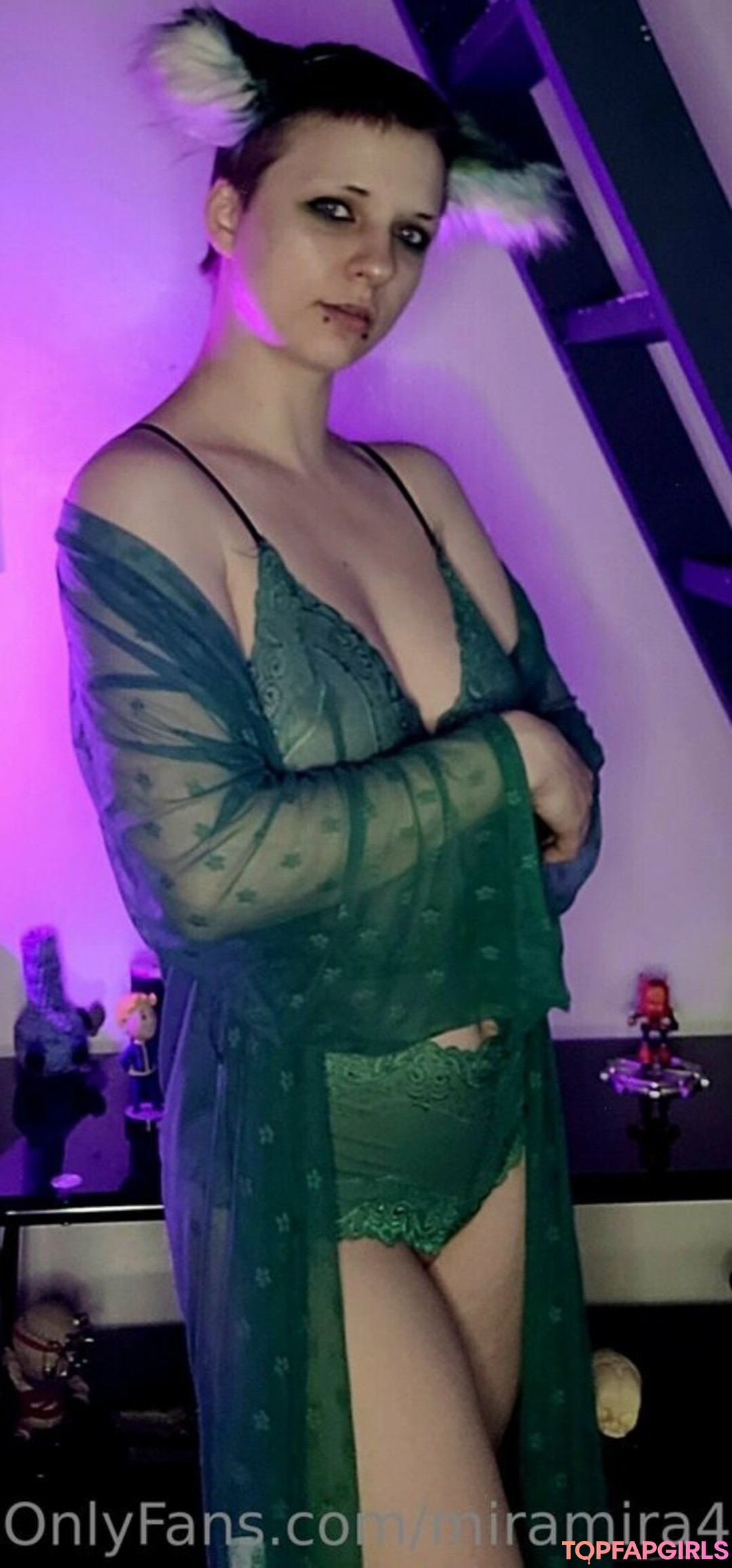 Foto desnuda filtrada de OnlyFans de Miramira420 #29 Foto desnuda filtrada de OnlyFans de Miramira420 #29