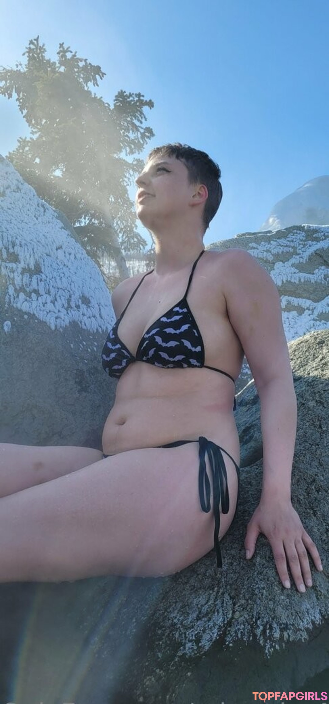 Foto desnuda filtrada de OnlyFans de Miramira420 #99 Foto desnuda filtrada de OnlyFans de Miramira420 #99