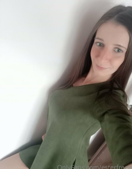 Foto desnuda filtrada de OnlyFans de Esterfreee