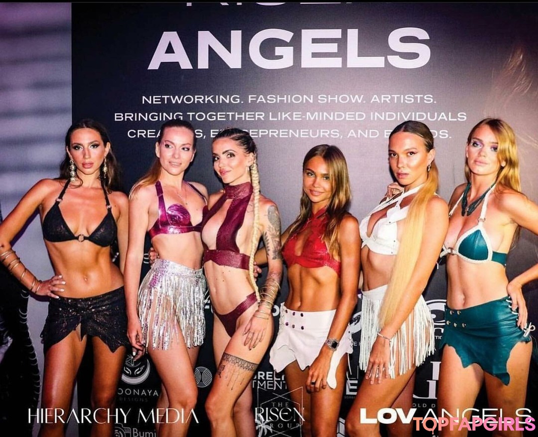 Foto desnuda filtrada de OnlyFans de Iulia Girbu #12 Foto desnuda filtrada de OnlyFans de Iulia Girbu #12