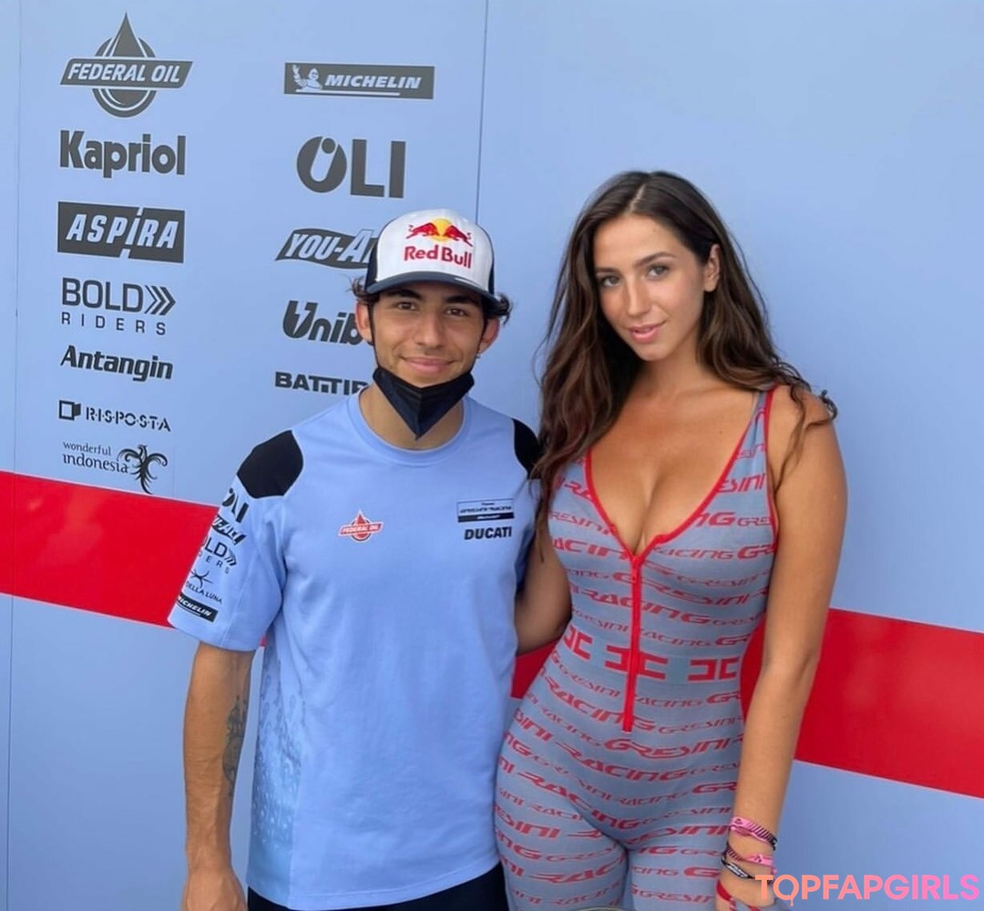 Foto desnuda filtrada de OnlyFans de Iulia Girbu #68 Foto desnuda filtrada de OnlyFans de Iulia Girbu #68