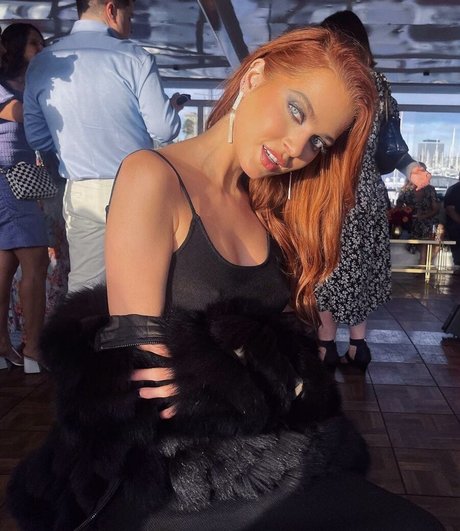 Anne Winters