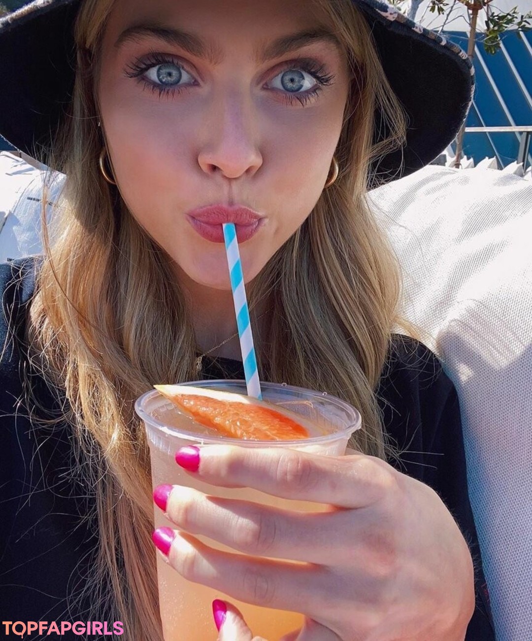 Foto desnuda filtrada de OnlyFans de Anne Winters #187 Foto desnuda filtrada de OnlyFans de Anne Winters #187