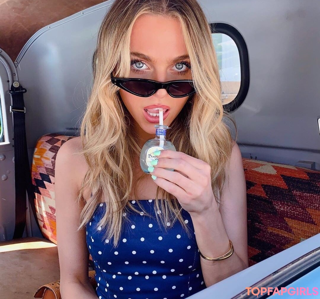 Foto desnuda filtrada de OnlyFans de Anne Winters #43 Foto desnuda filtrada de OnlyFans de Anne Winters #43