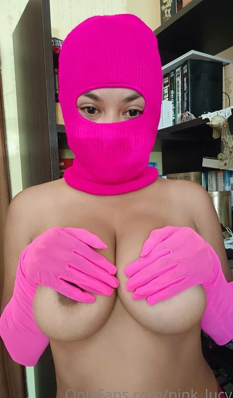 Foto desnuda filtrada de OnlyFans de Pinklucy