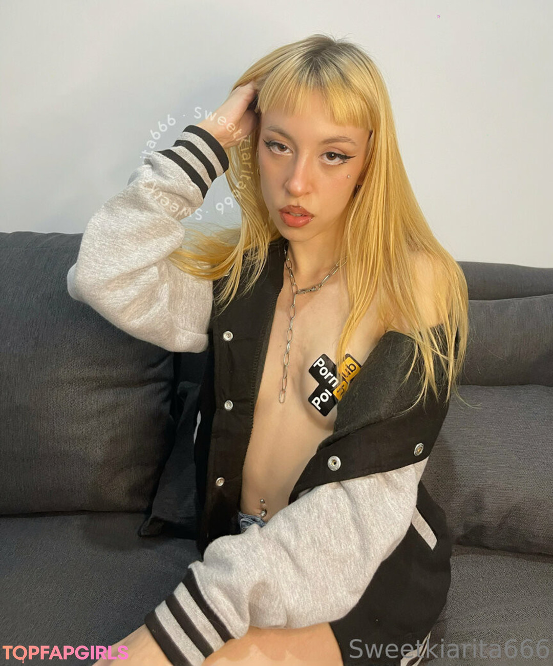 Foto desnuda filtrada de OnlyFans de Sweetkiarita666 #85 Foto desnuda filtrada de OnlyFans de Sweetkiarita666 #85