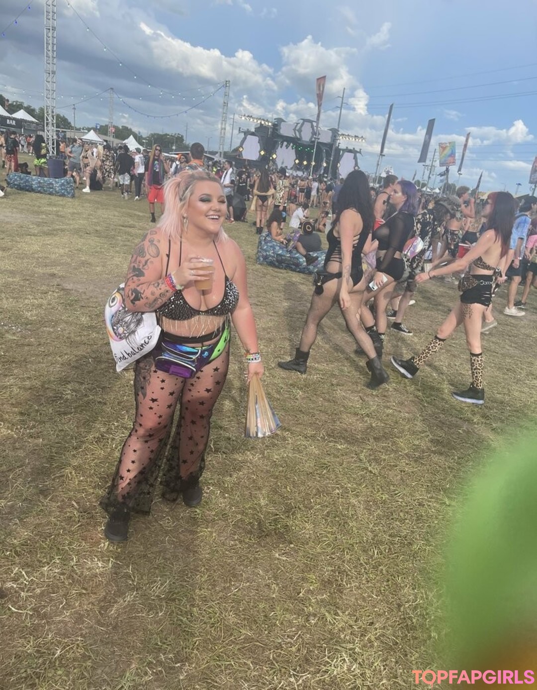 Foto desnuda filtrada de OnlyFans de Alleyswonderland #119 Foto desnuda filtrada de OnlyFans de Alleyswonderland #119