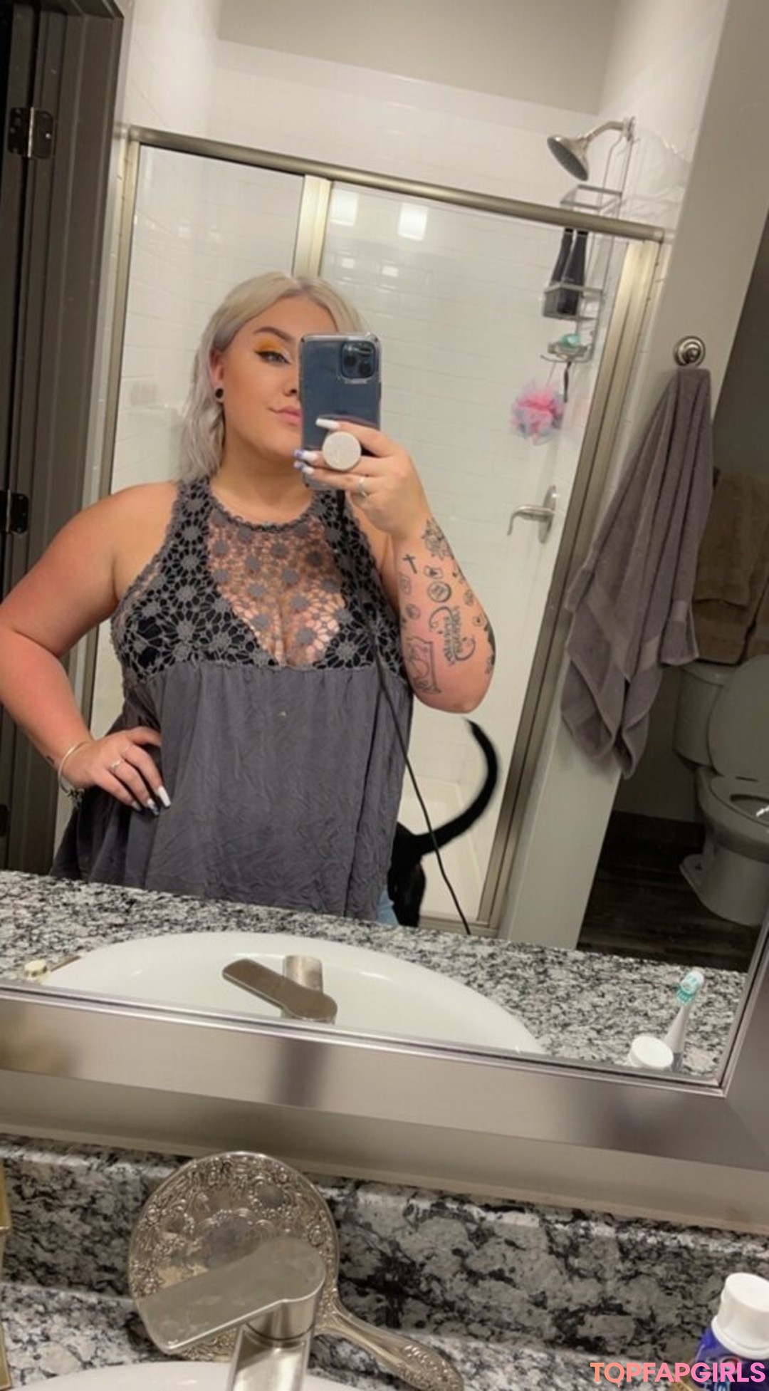 Foto desnuda filtrada de OnlyFans de Alleyswonderland #154 Foto desnuda filtrada de OnlyFans de Alleyswonderland #154