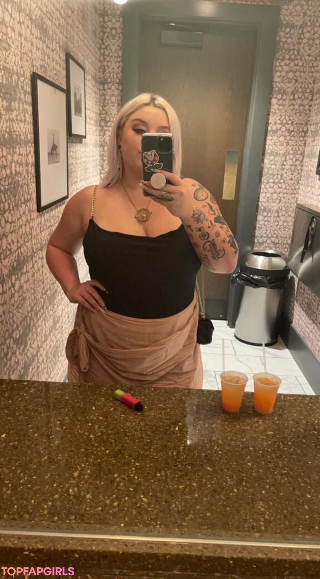 Foto desnuda filtrada de OnlyFans de Alleyswonderland #157 Foto desnuda filtrada de OnlyFans de Alleyswonderland #157