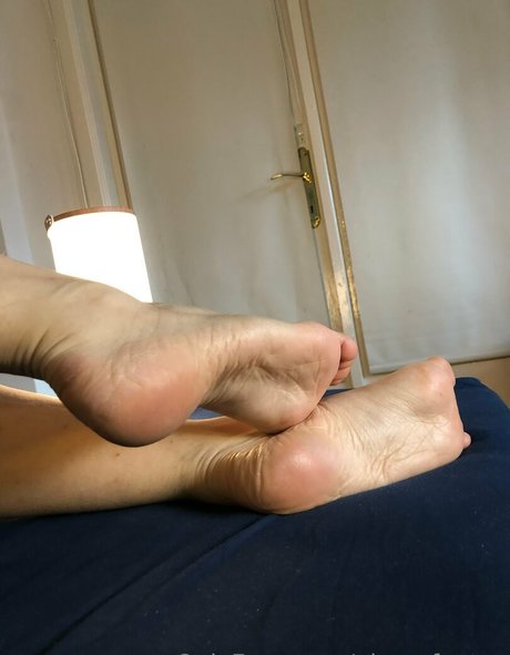 Foto desnuda filtrada de OnlyFans de Aimeefeetxx