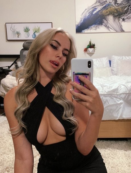 Foto desnuda filtrada de OnlyFans de Kelsey Remige