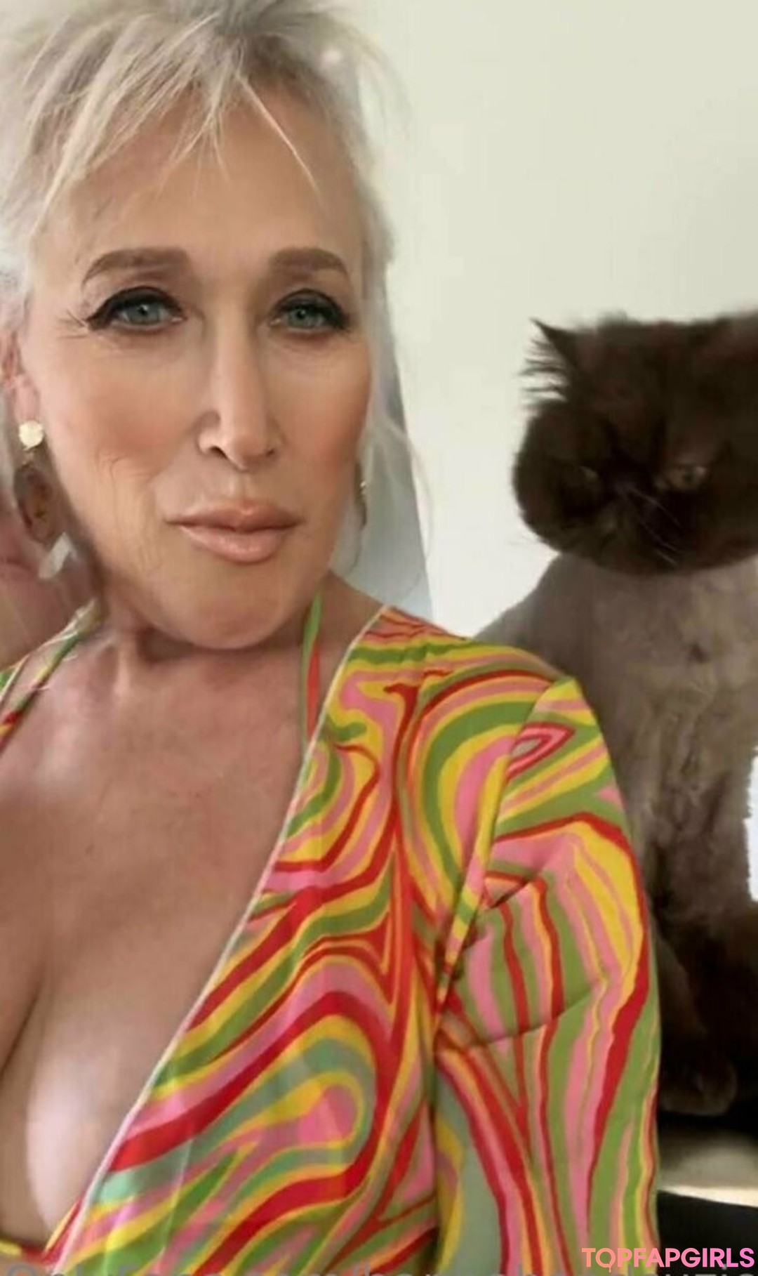 Foto desnuda filtrada de OnlyFans de Suzieandhannahfree #39 Foto desnuda filtrada de OnlyFans de Suzieandhannahfree #39