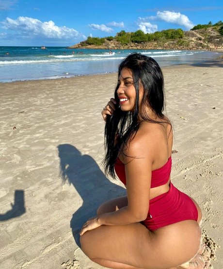 Rebeca Tamonzinha