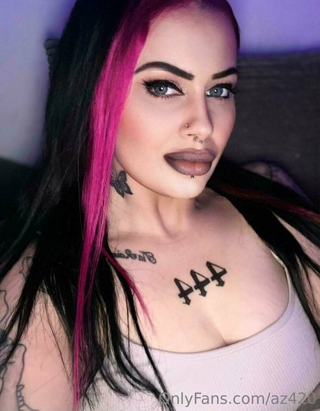 Foto desnuda filtrada de OnlyFans de Aztec420uk