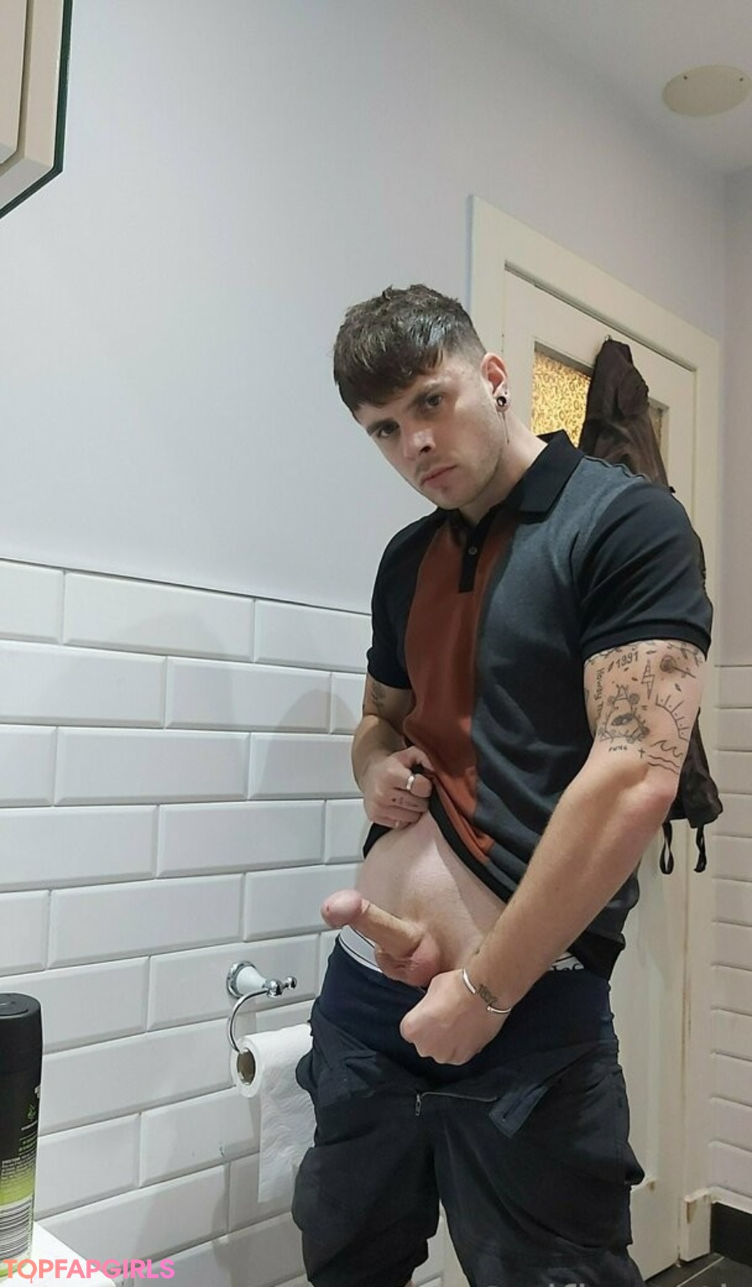 Foto desnuda filtrada de OnlyFans de Alfienorthfree #4 Foto desnuda filtrada de OnlyFans de Alfienorthfree #4