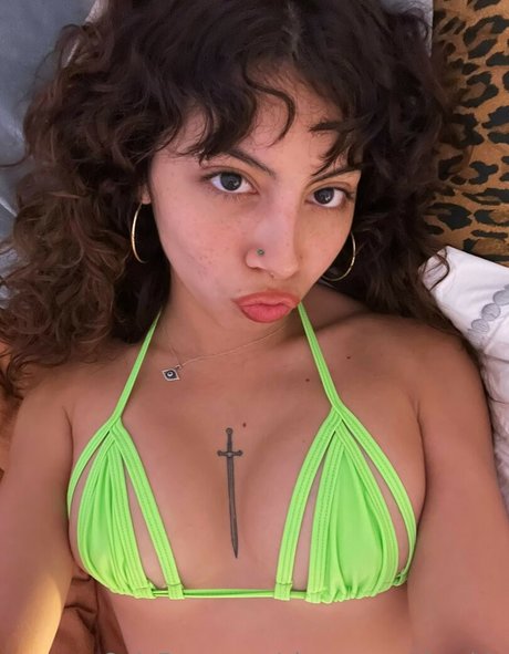 Foto desnuda filtrada de OnlyFans de Champagnebaybie